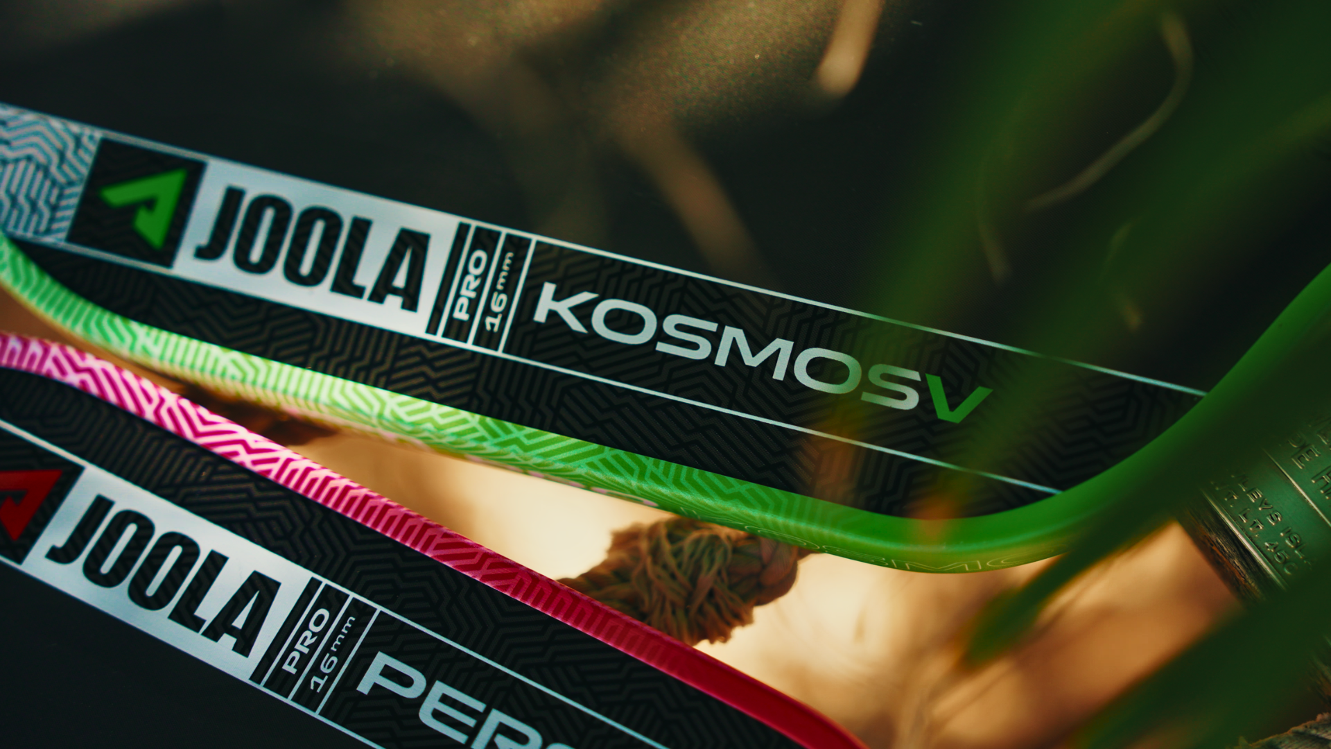 JOOLA Kosmos Pro V Close Up
